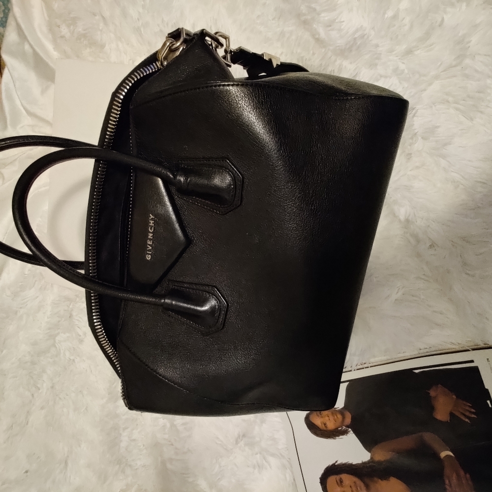 Givenchy Handbag - image 6